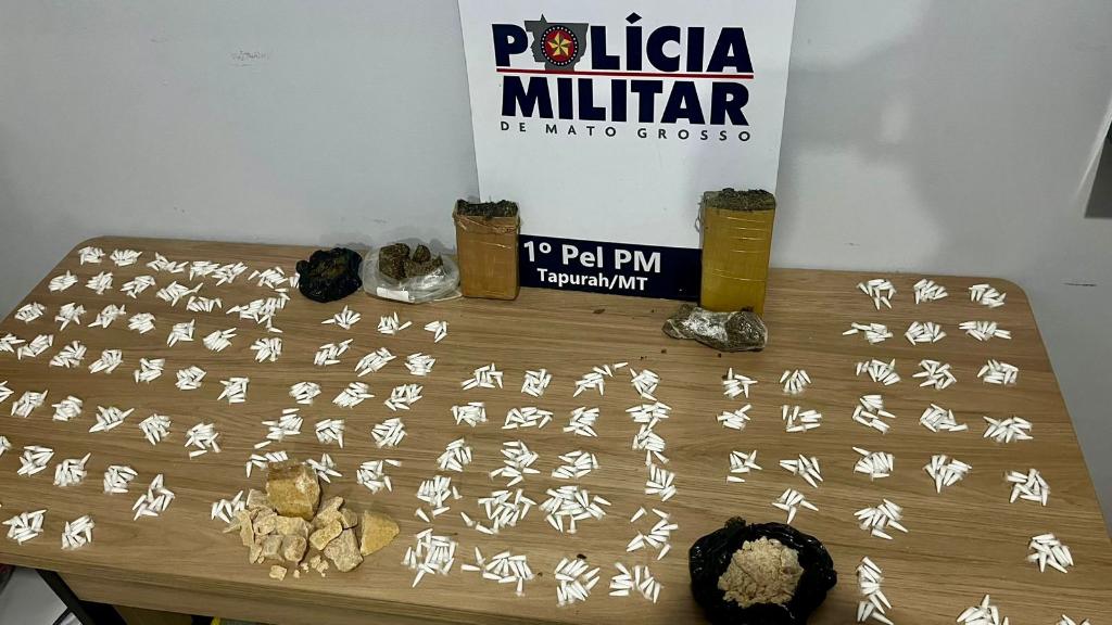 PM prende dois faccionados com mais de 1,1 mil porções de cocaína e tabletes de maconha - 